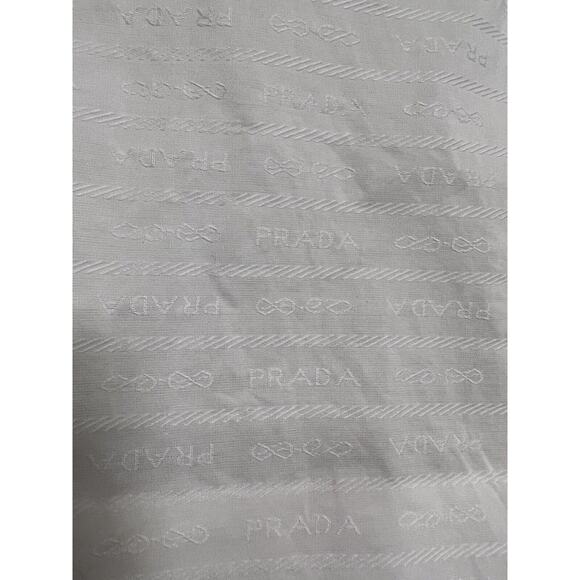 Prada White Logo Shorts - Men’s Size 50 Italian - EUC - AUTHENTIC - Picture 8 of 16